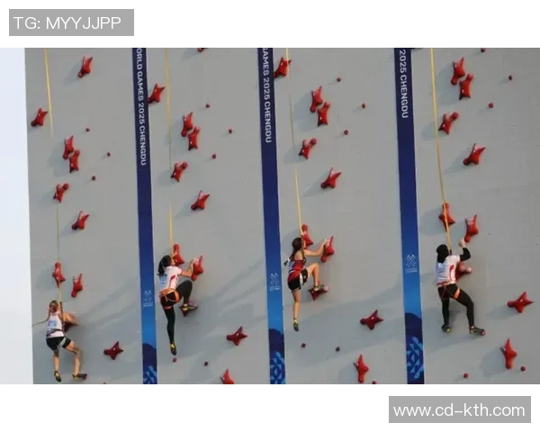 成都攀岩队在世界街舞大赛中以82分稳居积分榜首位 成都攀岩队在世界街舞大赛中以82分稳居积分榜首位