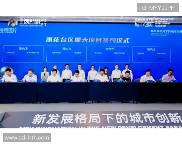 重庆篮球队快攻革新之路:战术创新与团队协作的完美结合 重庆篮球队快攻革新之路:战术创新与团队协作的完美结合